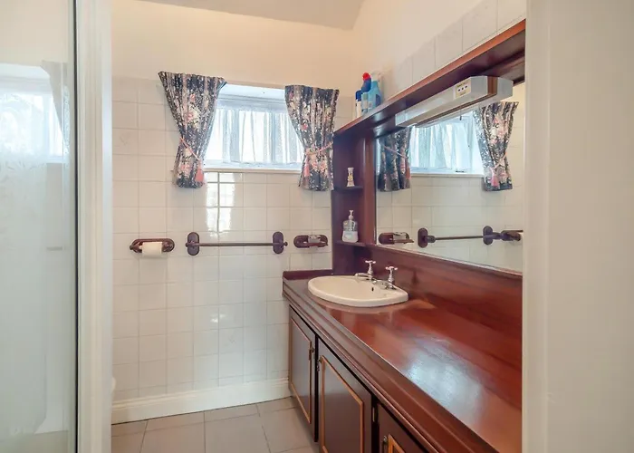 3 Bed In Oc-i207 * Bruree